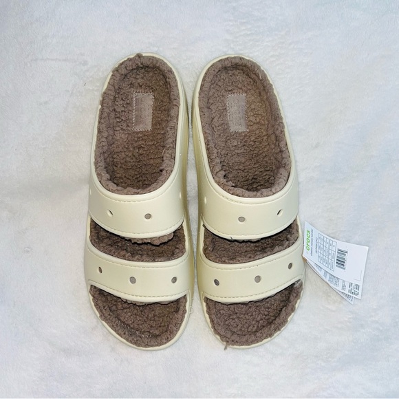CROCS Classic Cozzzy Sandals Fur Lined sz 12 NWT! - Picture 2 of 7